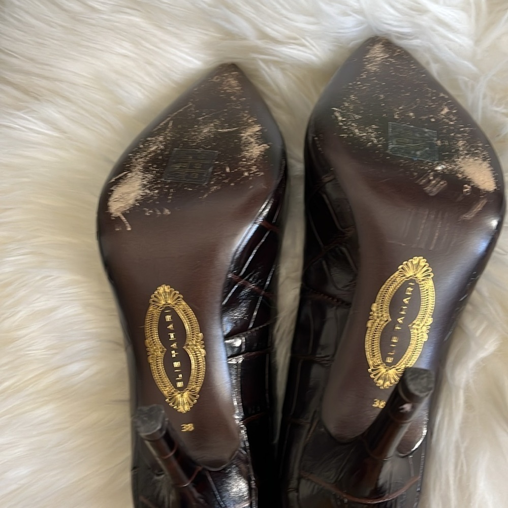 Elie Tahari brown crocodile leather pointy toe heels pumps size 7.5 - Picture 5 of 7